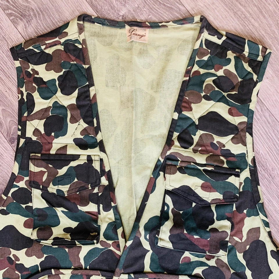 Vintage Camo Shooting Hunting Vest Men’s S Pockets Pouch Duck Bay  Button Up 80s - Image 2 of 4