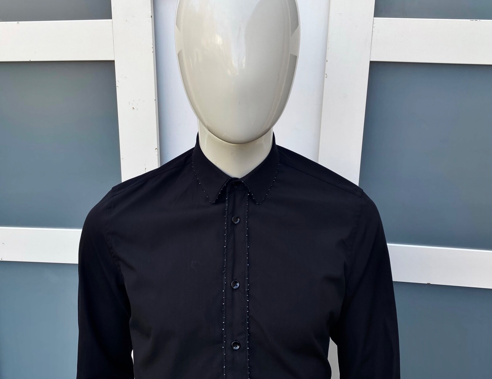 Splendida camicia elegante Saint Laurent AW19 cristallo ricamo popeline colore nero