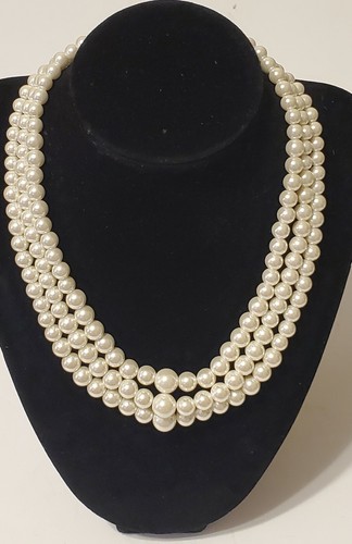 Imitation Pearl Three-Row Collar Necklace White - Picture 3 of 4