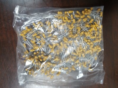 Vishay Sprague 199D106X0016CA1 Capacitors Qty of 100 Factory Sealed