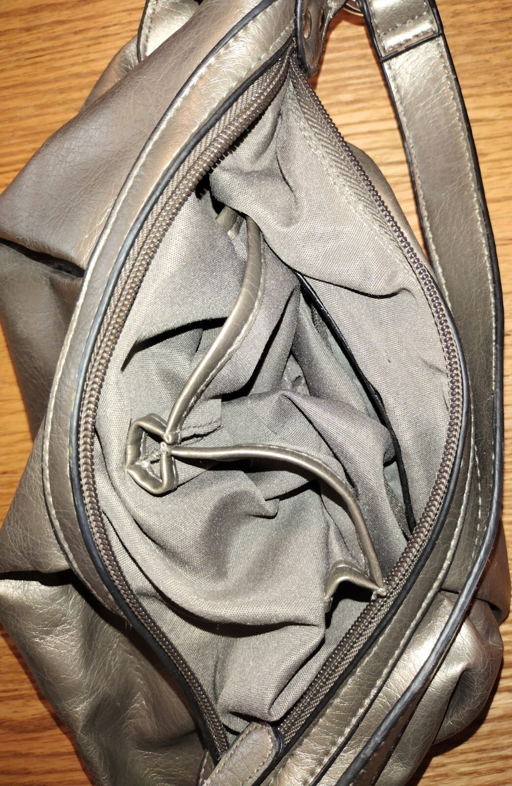 Picture 4 of 8
