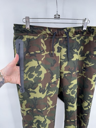 Nike Boys' Tech Fleece Green Camo Joggers Size XL - Picture 5 of 11