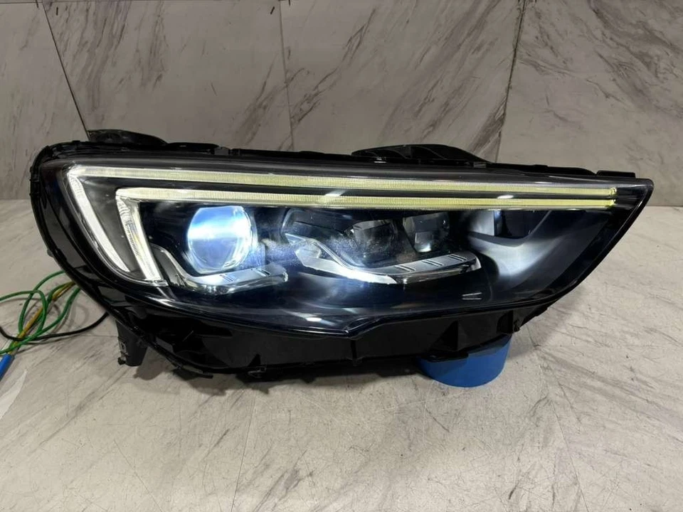 2018 - 2020 年 BUICK REGAL TOURX 头灯 原始设备制造商 右乘客 侧 LED 39122979 — 第 2/4 张图片