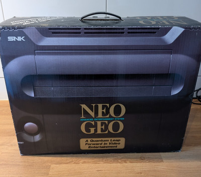 NEO GEO AES SYSTEM Videospiel Konsole inkl. Memory Card (Matching Serial) - NM