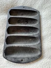 Vintage Lodge Cast Iron 527C2 USA 5-Stick Corn Cob Cornbread Muffin Pan