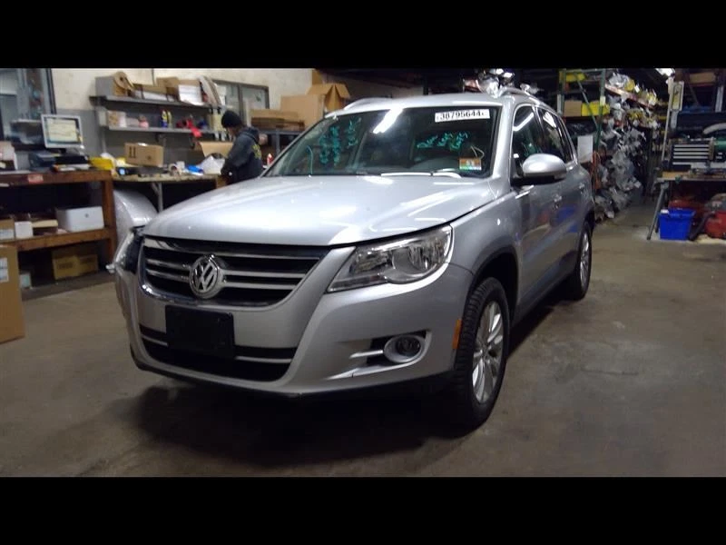Комплект домкратов и инструментов подходит для 2009 Tiguan 1331686 - Изображение 4 из 4