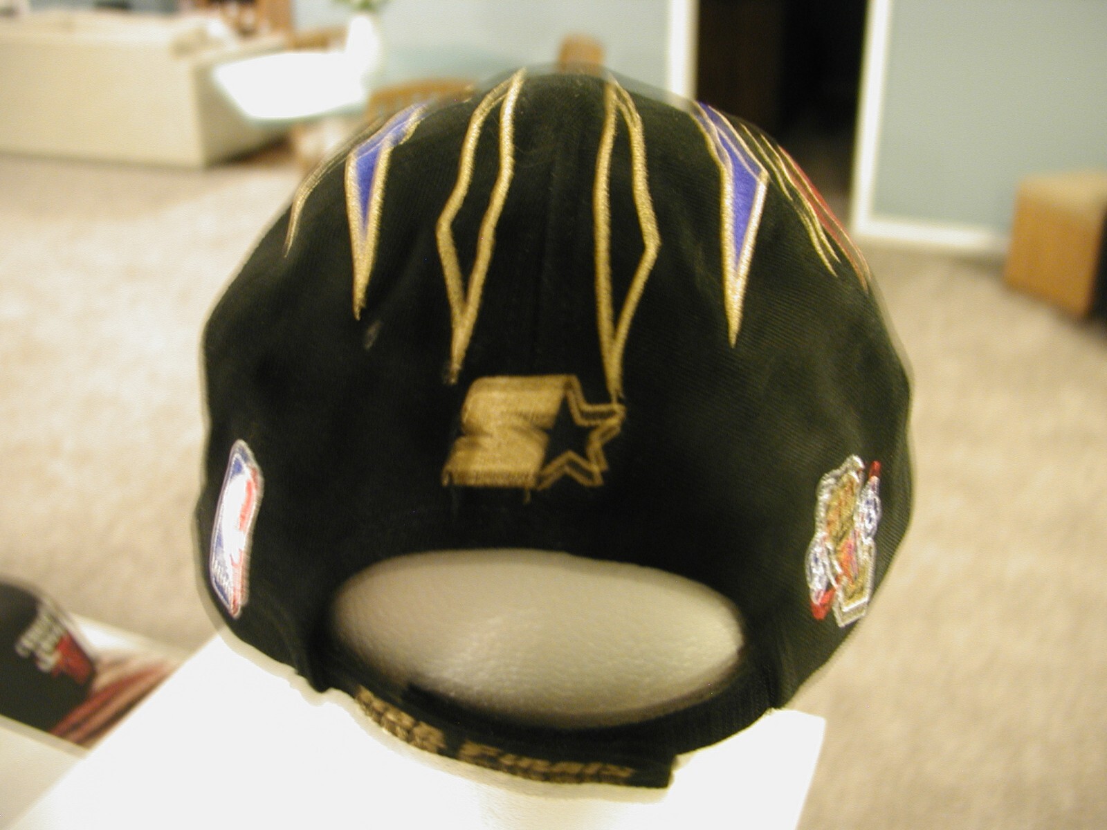 Picture 2 of 4