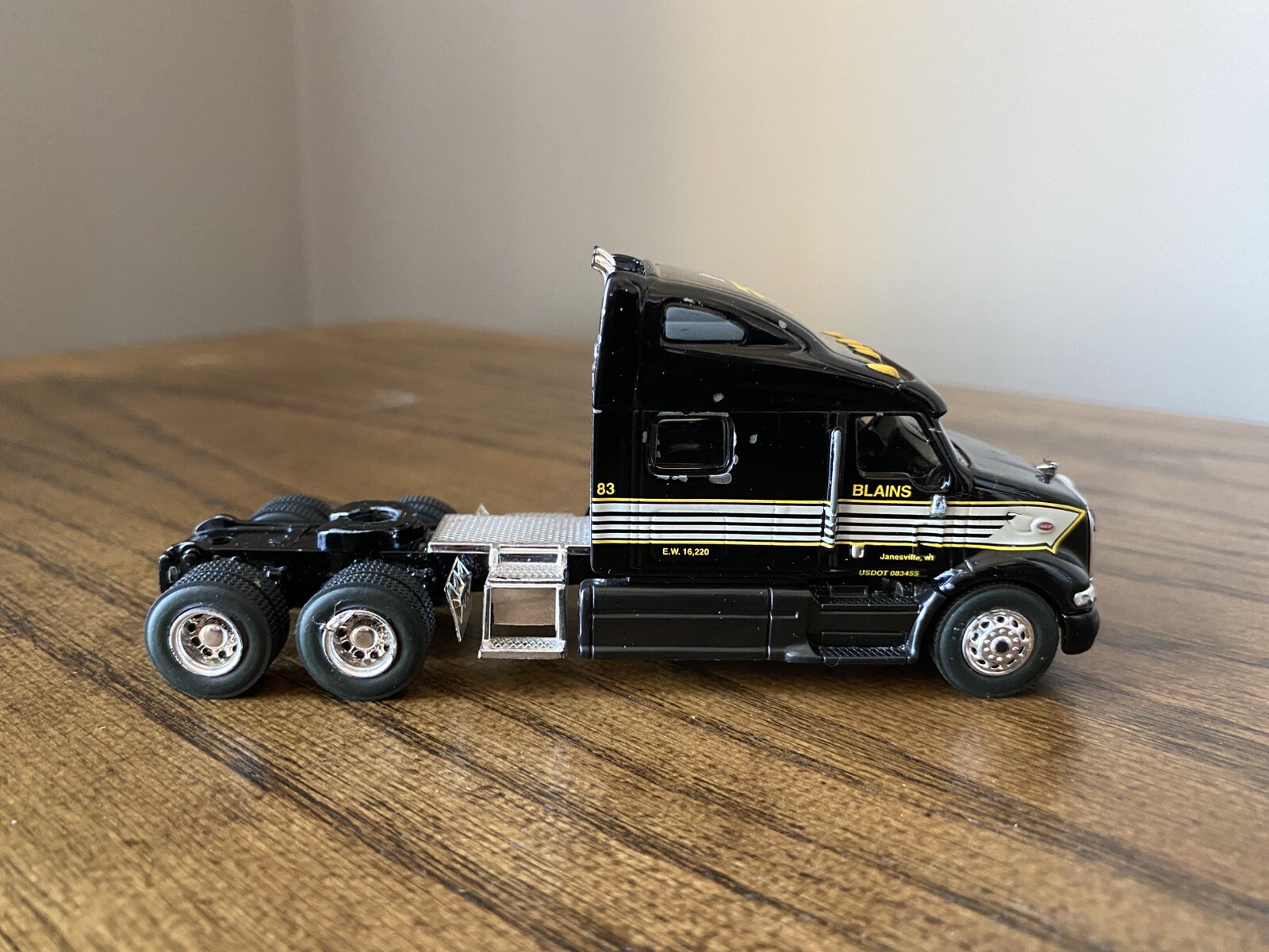 Picture 2 of 12