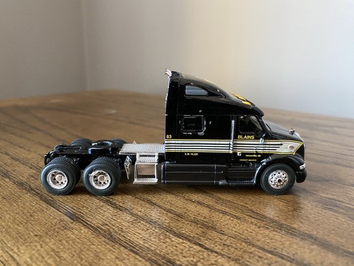 SpecCast 1/64 Scale Tractor Trailer Blains Farm And Fleet Peterbilt 387 - Picture 2 of 12