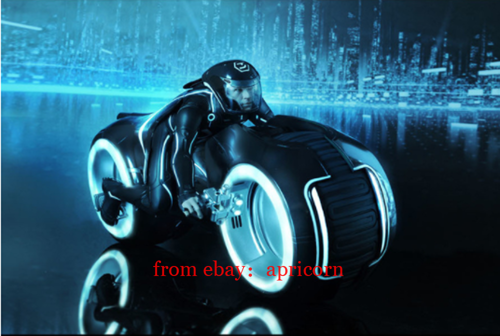 Hottoys MMS142 Tron Legacy Sam Flynn Motorcycle 1/6