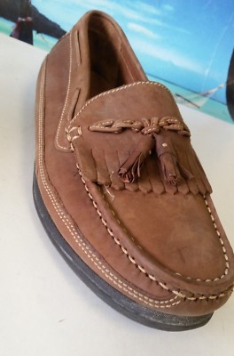 DOCKERS Mens 11 M Tan Brown Leather Moccasin Tassel Loafer 