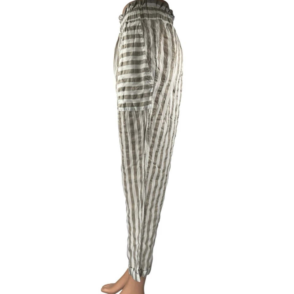 Calça Zara bege listrada branca borla amarrar cintura alta cônica tamanho M - Imagem 2 de 4