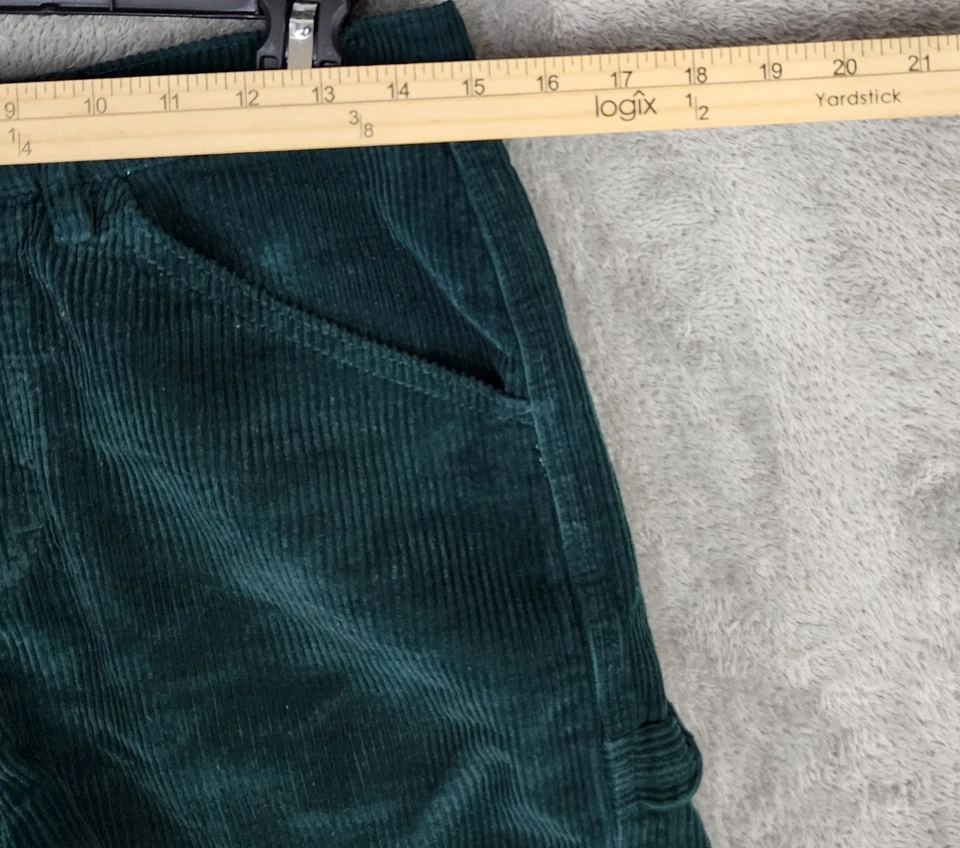 Pantalones Cortos Zumiez Empyre Laurel Mujer Pequeños Ponderosa Verde Pana Carpintero Foto 4 de 4