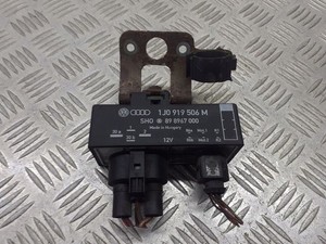 Seat Cordoba (6L) 2004 Benzin Relais Kühlerlüfter 1J0919506M MOG164673