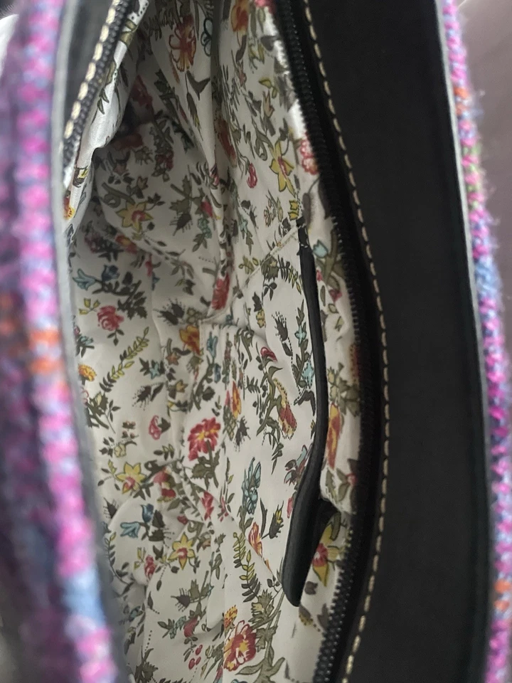 Large Harris Tweed Purple Tartan Shoulder Bag Tweed & Black Leather - Image 4 of 4