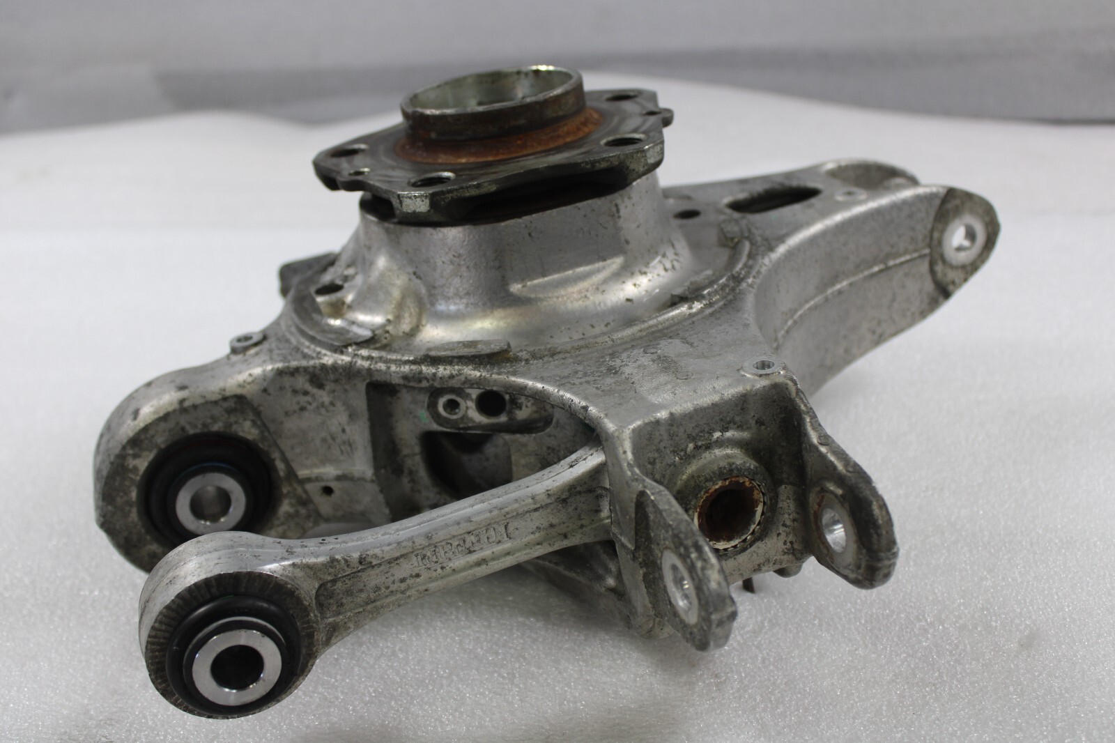 Ferrari GTC4 Lusso, California T, LH, Rear Knuckle, w/ Hub, Used, P/N 294850