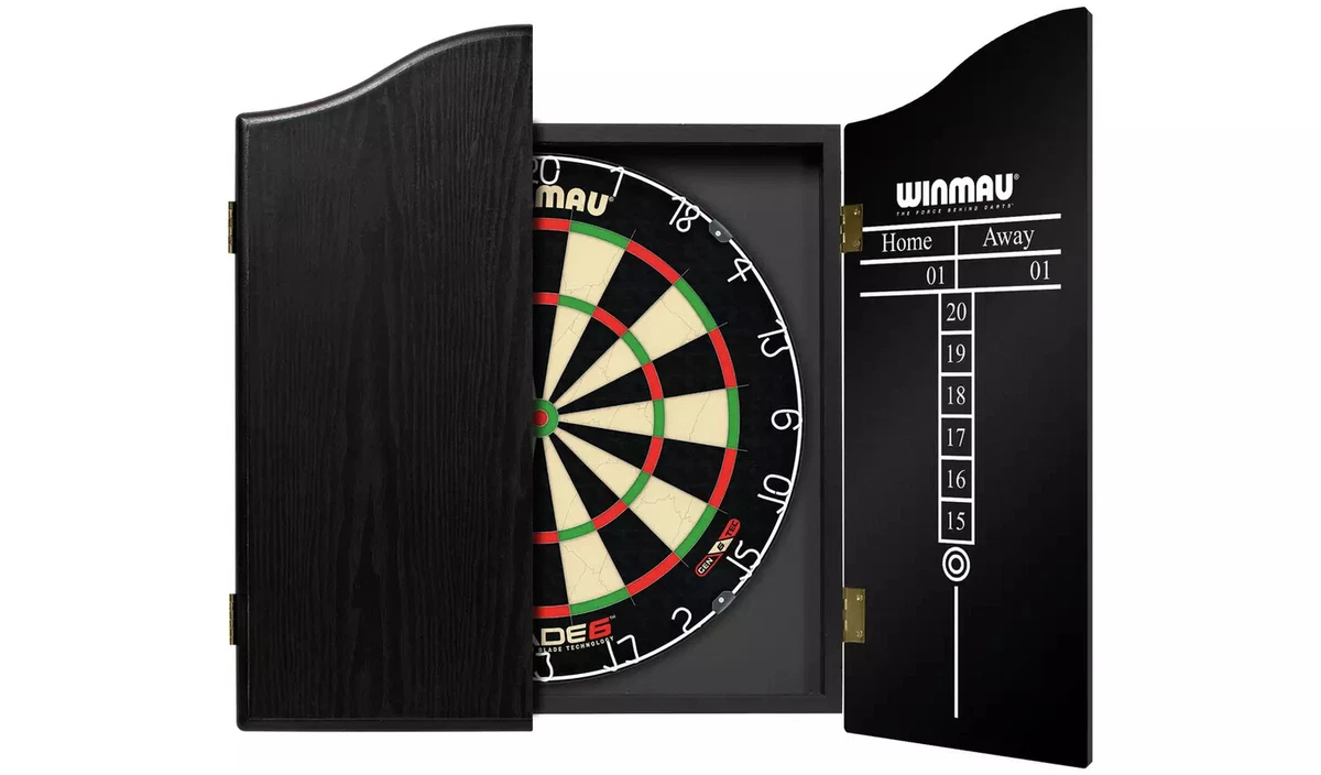 Winmau Blade 4 Bristle Dartboard And Set Matttroy