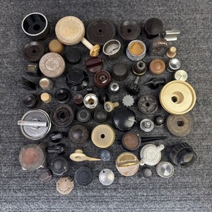 50+ Vintage Radio / TV / Equipment Knobs Used Midcentury Plastic Bakelite LOT