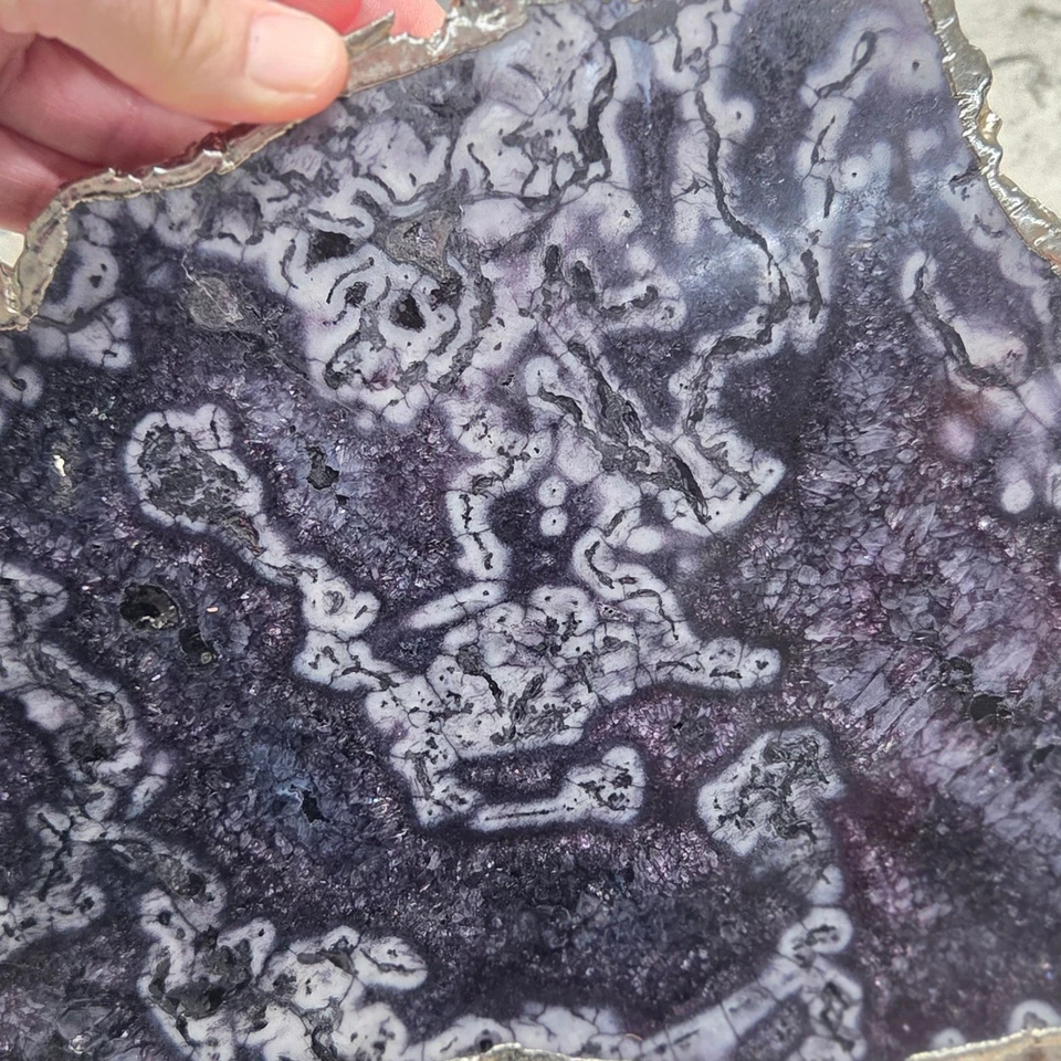 Vintage Anthropologie Agate Geode Slice Serving Tray Gold Edge India - Image 4 of 4