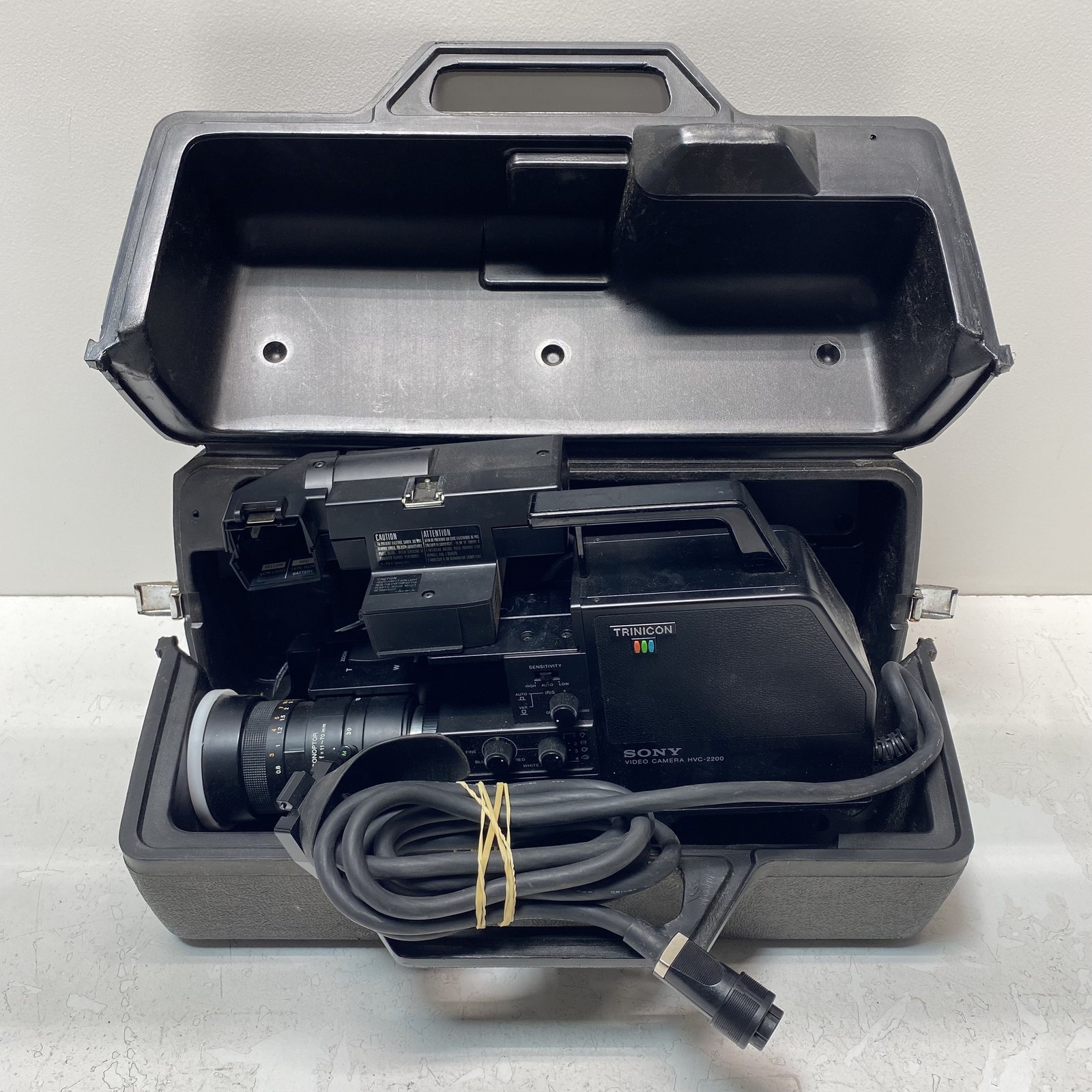 Sony Trinicon HVC-2200 Vintage Camcorder Retro Video Camera-image