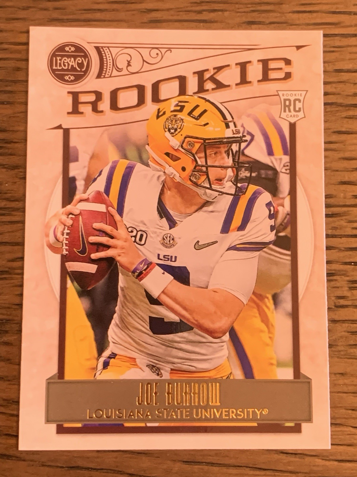 2020 Panini Legacy - Rookies Joe Burrow #141 (RC)