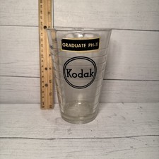 Vintage Kodak 16oz Graduated Glass Developing Measuring Beaker Pitcher