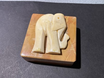 Vintage Marble 2''x2'' Paperweight w / top carved elephant