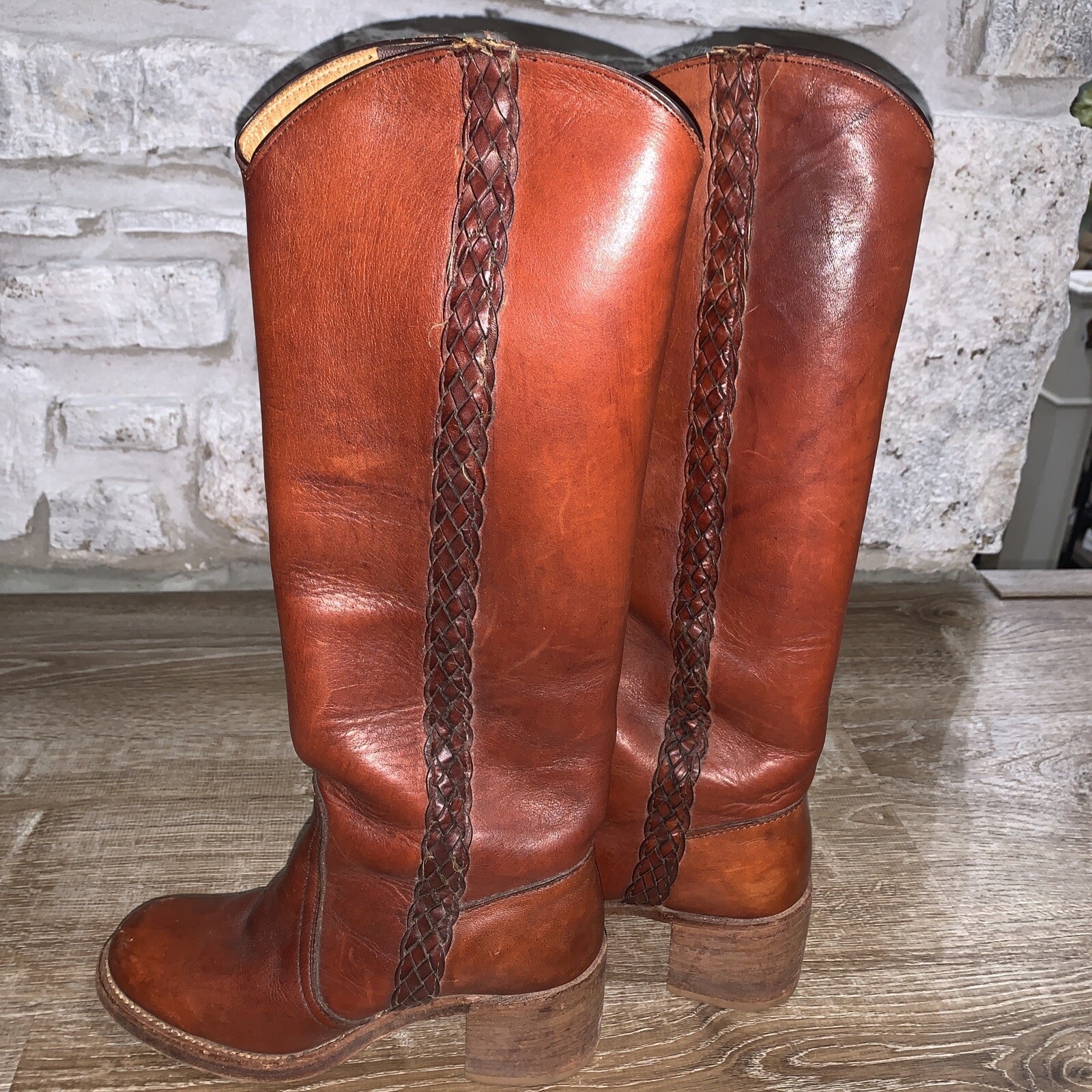 VINTAGE FRYE WOMAN TALL Braided BOOTS CAMPUS WHIS… - image 4