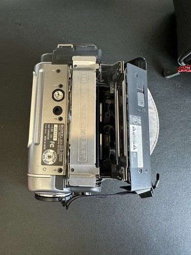 sony handycam DCR-TRV380/TRV480 Digital 8 / Video 8 camcorder - Picture 18 of 22