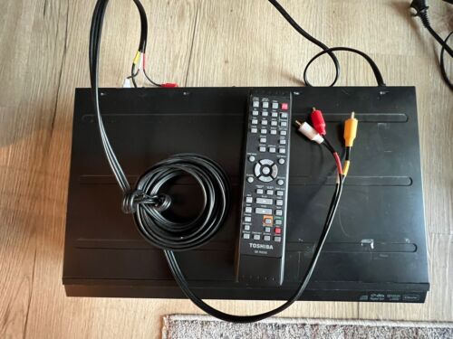 Toshiba DVR-620 DVD Recorder / VCR Combo - 第 5/7 張圖片