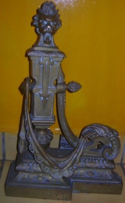 Barre De Chenets De Cheminée - Modèle Générique En Métal - Occasion
