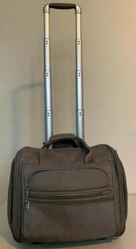 tumi rolling duffle bag