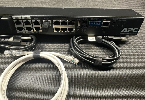 APC NBRK0250 NetBotz Rack Monitor 250 - (Occasion - Oreilles de montage en rack non incluses) - Photo 2/5