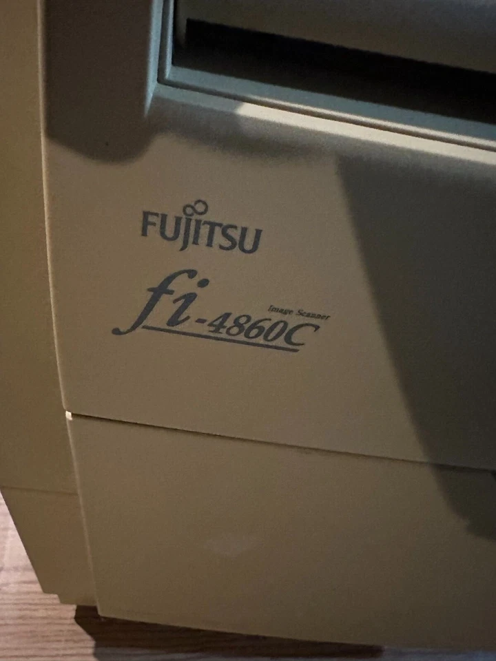 FUJITSU FI-4860C W VRS Foto 4 de 4