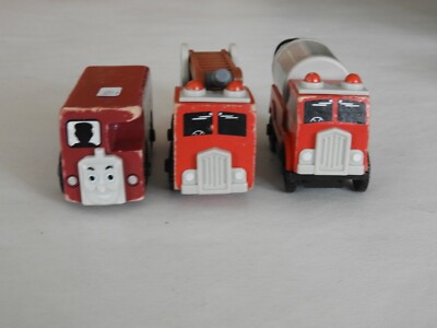 3 Thomas & Friends Wooden Railway Train Hook&Ladder, Water Tanker & Bertie Bus