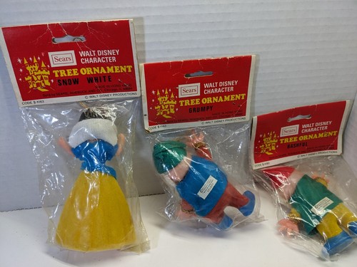1970's Sears SNOW WHITE and Two DWARVES Walt Disney Christmas Tree Ornament NOS - Picture 2 of 4