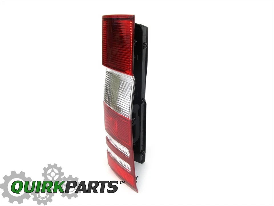 Dodge Sprinter 2007-2009 lado derecho del pasajero luz trasera lámpara fabricante original nuevo Mopar Foto 2 de 4