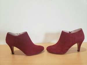 vince camuto burgundy heels