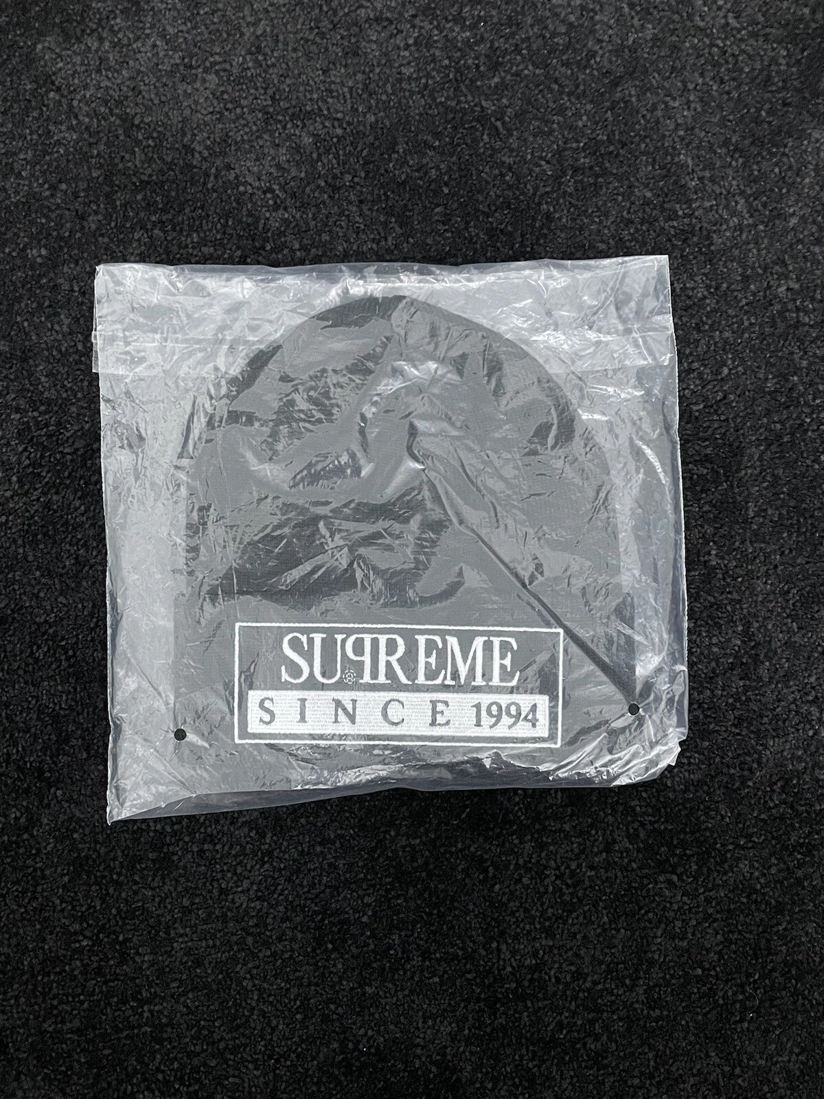 Supreme Reserved Beanie SS20 noir
