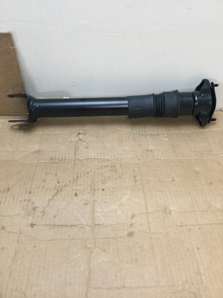 06-10 MERCEDES BENZ R500 W251 OEM SUSPENSIÓN NEUMÁTICA TRASERA PUNTAL OEM A251 320 22 31 Foto 3 de 4