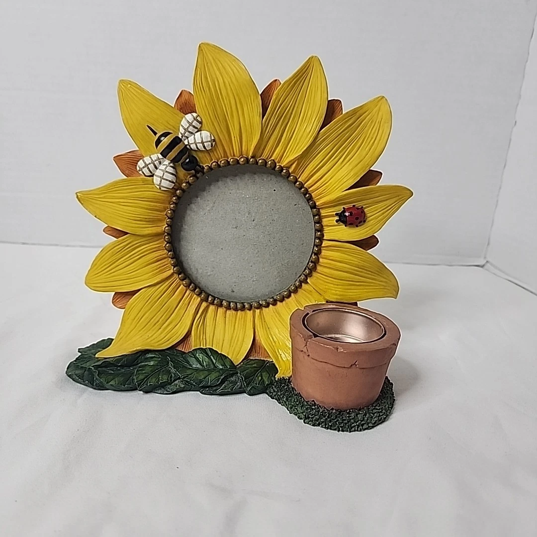 Marco Redondo De Girasol 2x2 Con Joyas Rojas – Para Fotos 3x3, Metal, Elegante Y Brillante