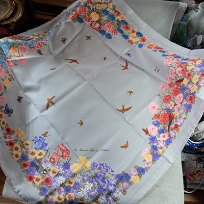 Vintage Cornelia James National Trust for Scotland Kopftuch, Vögel & Blumen