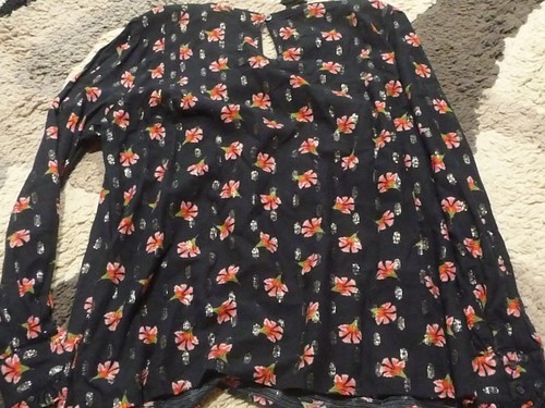 Ann Taylor Loft Womens Long Sleeve Blouse Large Black Pattern - Picture 3 of 3