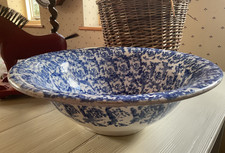 ANTIQUE SPONGEWARE SPATTERWARE LARGE BOWL WAVE PATTERN 13.5 " DIAMETER  4" HIGH