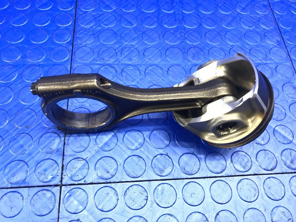 Porsche Cayman 2017-2023 OEM 2,0 L pistón de motor con biela Foto 4 de 4