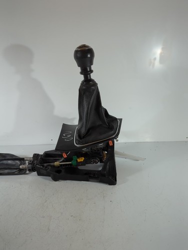 Toyota Auris D-4d Active Estate 5 Door 2013-2018 Gearstick O62 - Picture 2 of 13