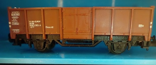 Minitrix 3538 , offener Güterwagen, fest verklebte Kalkbrocken, bespielt, gut | Condition: Neu