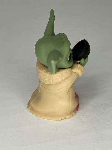 Disney Star Wars The Bounty Collection Grogu Sipping Soup Figure Hasbro - Picture 5 of 9