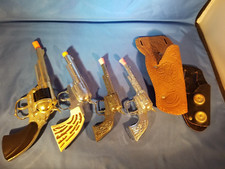 Lot of 4 Vintage Toy Cap Guns w/ 2 Holsters