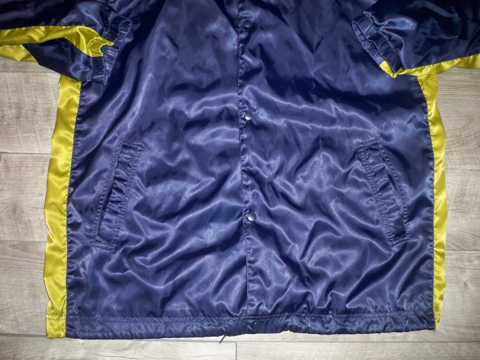 nike vintage spellout made in taiwan swoosh coat jacket